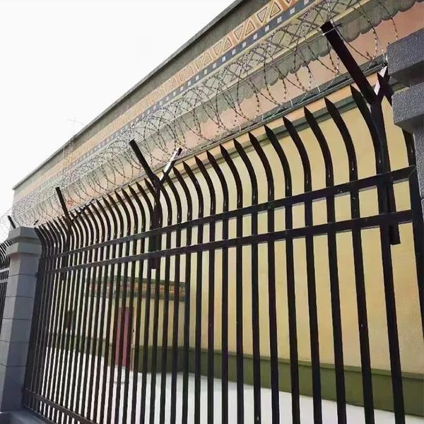 Factory Sale Razor Barbed Wire Stainless Steel Razor Wire for Anti-climbing Anti-theft Protection photo-3