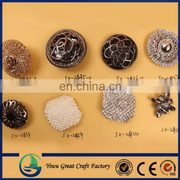 Flower Crystal Rhinestone Buttons for Garments photo-3
