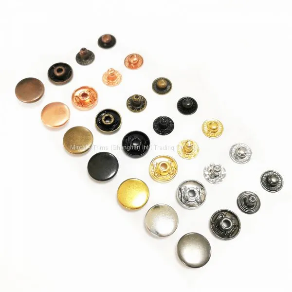 Snap Button