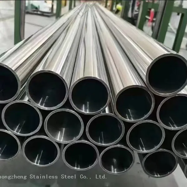 Premium 316L Stainless Steel Seamless Pipe for Sanitary Applications photo-3