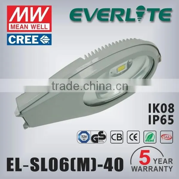 12v/24v 40W Solar Led Streetlight Outdoor With 3 Years Warranty