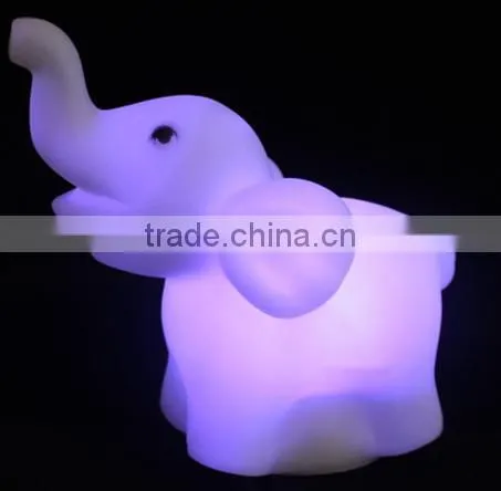 Kinderglo Portable Fun and Safe Rechargeable Night Light, Tyrannosaurus photo-4