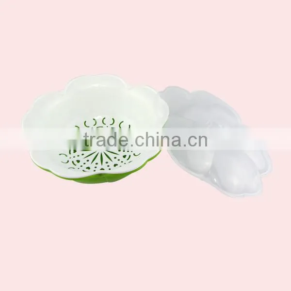 Double Layer Flower Shape Multi-purpose Kitchen Plastic Sieve With Lid photo-6