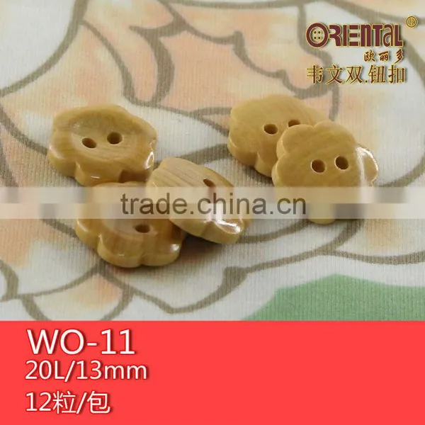 2 Holes Flower Shape Wooden Buttons photo-2