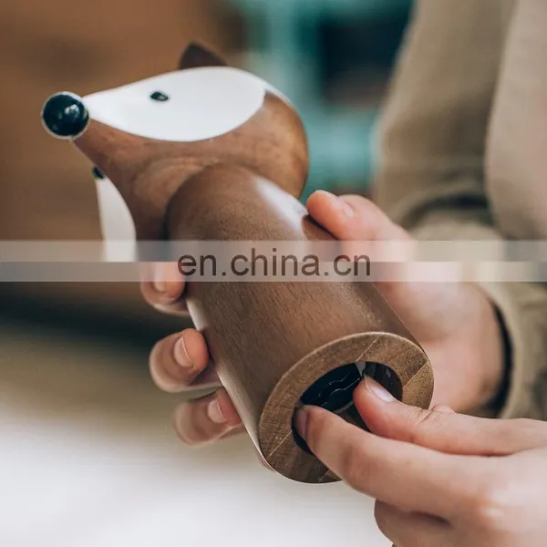 2021 Best Quality Custom Logo New Design Mini Acacia Wooden Salt Pepper Grinders photo-4