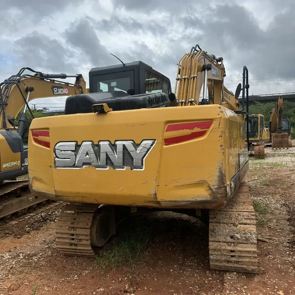 Буровой экскаватор SANY SY135C