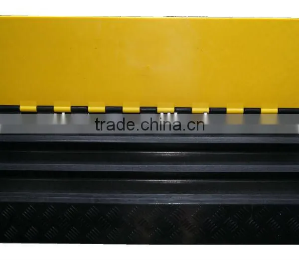 Top Selling Products 2015 5 Channel Cable Cover/5 Ways Pvc Rubber Cable Cross photo-5