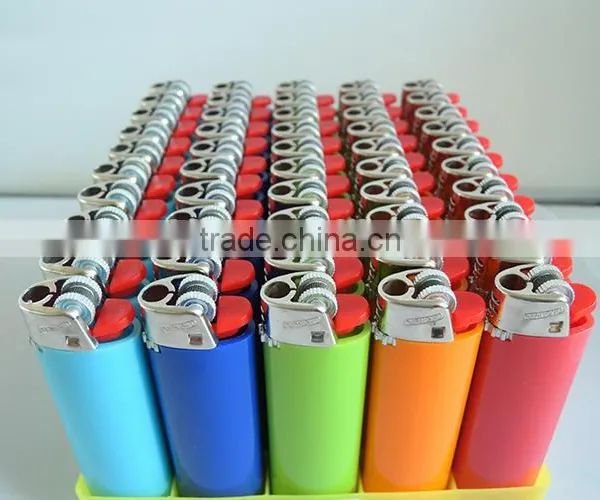 Good Quality ISO9994 Certificate Plastic Cigarette Disposable Maxi Bic Lighter photo-2