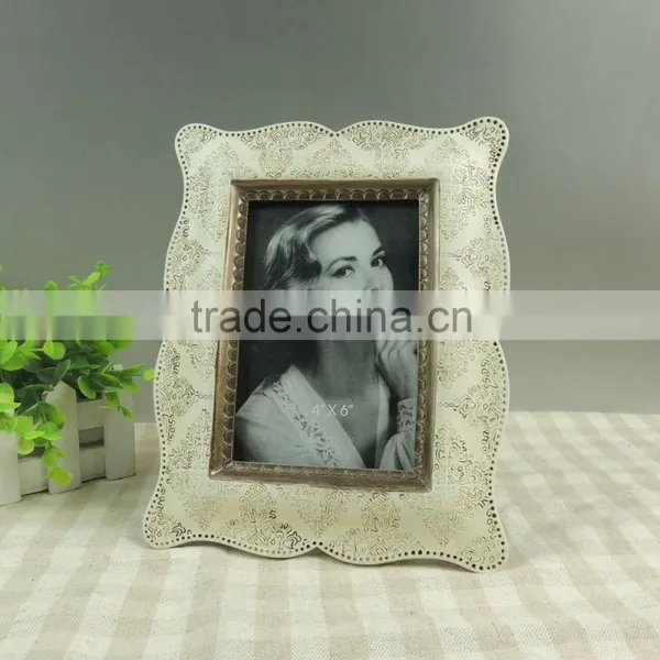Photo Picture Frame Resin Handicraft Made in China photo-4