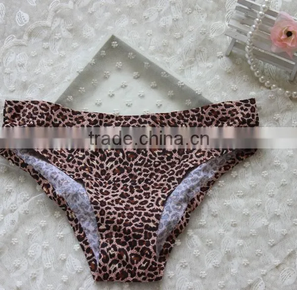 One Piece Seamless Panty With Laser Cut photo-2