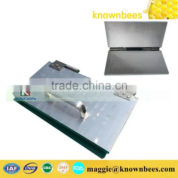 Notebook Type 220*420mm Size Beeswax Foundation Embossing Machine photo-3