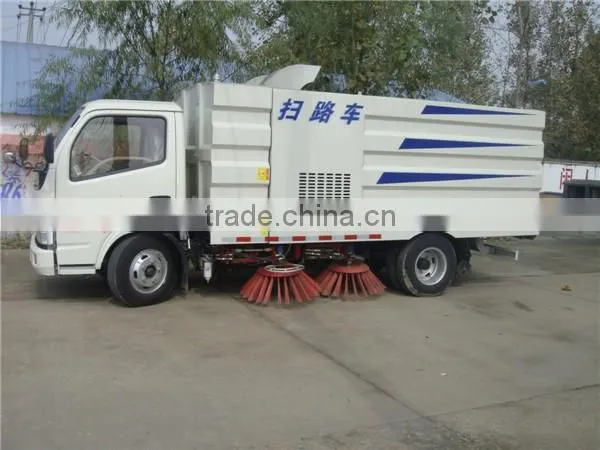 Euro 4 Dongfeng 4x2 Diesel 95hp New Small Street Sweeper photo-2