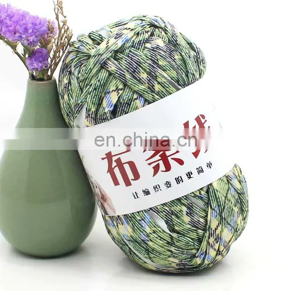 Wuge Fancy Crochet Yarn 100% Polyester t Shirt Yarn for Handbag Knitting photo-5