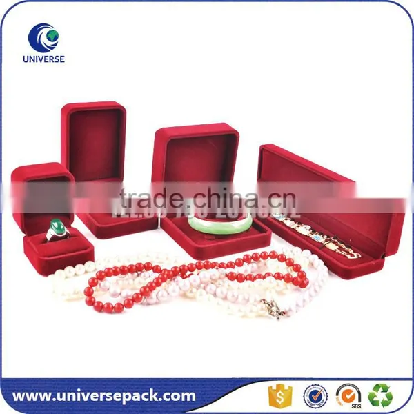 Exquisite Gift Velvet Boxes for Sale
