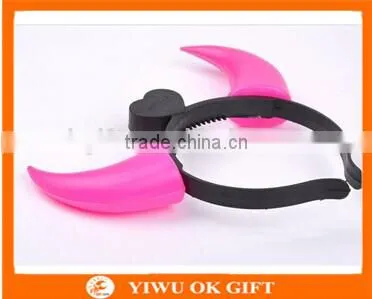 Factory Price LED Flashing Light Devil Horns Halloween Headband photo-2