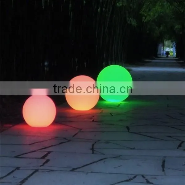 Plastic Rechargeable Remote Control IP54 Waterproof Magic Ball Lamp photo-3