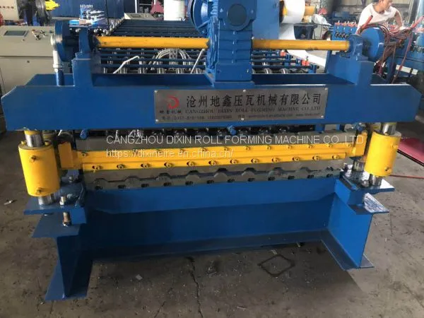 Professional Low Price Double Layer Roof Roll Forming Machine Tile Pressing Forming Machine photo-4