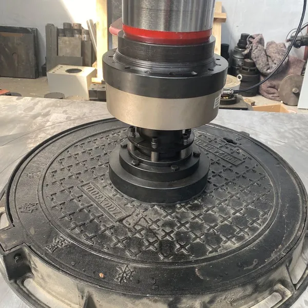 1500KN PLC Controlled Manhole Cover Compression Tester for Quality Control