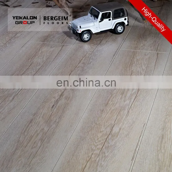 Yekalon High Quality Competitive Price Handscraped Select Surfaces Laminate Flooring photo-2