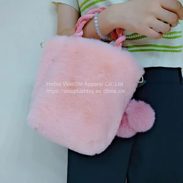 009Winter Plush Handbag Cute Furry Chain Bucket Shoulder Straddle Bag Faux Fur Square Bag photo-4