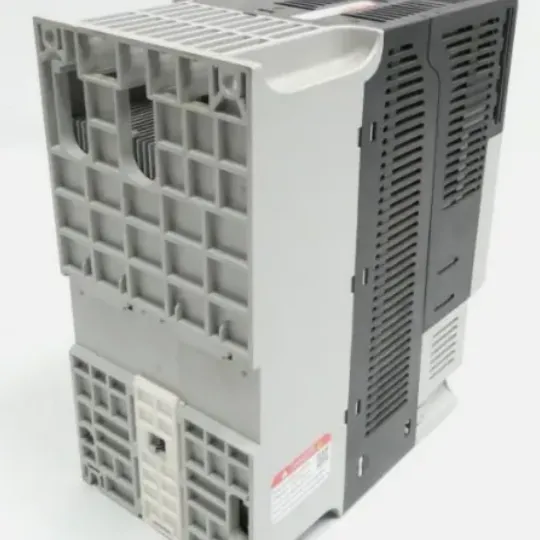 ALLEN‑BRADLEY POWERFLEX 523 AC DRIVE,1.4 AMPS, 0.5 HP, 0.4 KW 25A‑D1P4N104