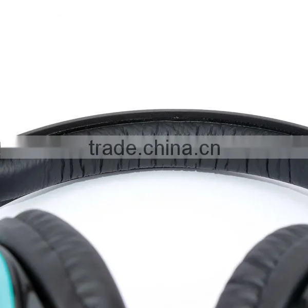 HiFi Sound Newest Stereo Headphone TF Card Headphone MP3 Player The Radio Function Headphone photo-3