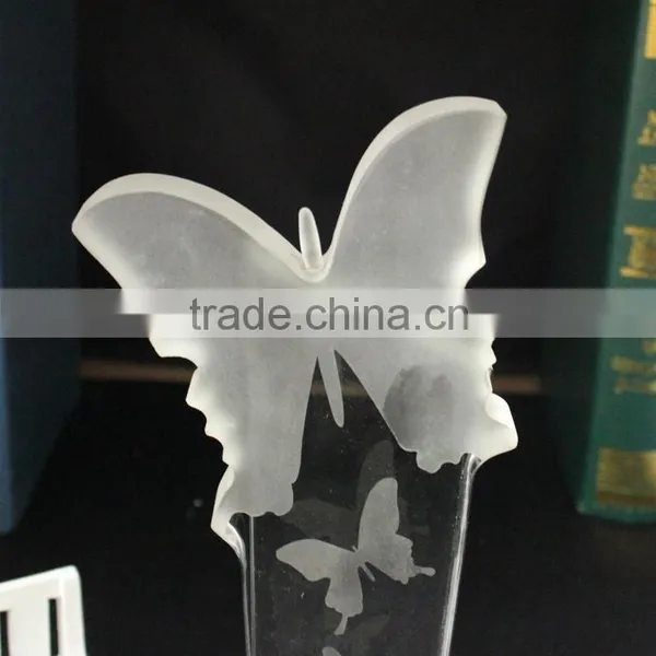 Wholesale Butterfly Shape Crystal Unique New Design Award Desktop Decoration photo-2
