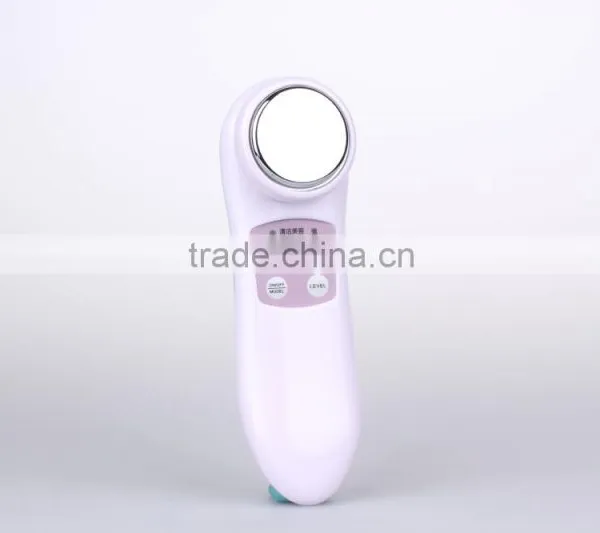 Home Use Battery Operated Skin Scrubber Iontophoresis Machine photo-3