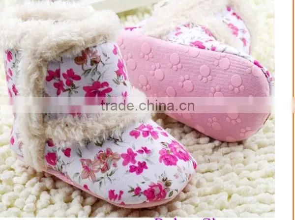 Top Quality Soft Handmade Crochet Baby Shoes photo-3