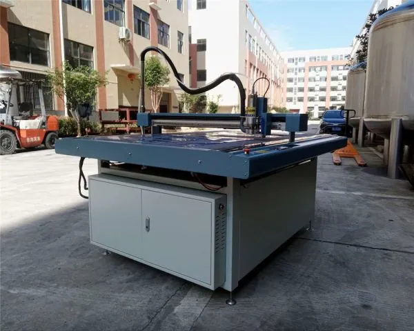 PVC Epoxy Resin Board Routing Machine for Apparel Template Making Garment Template Cutter photo-4