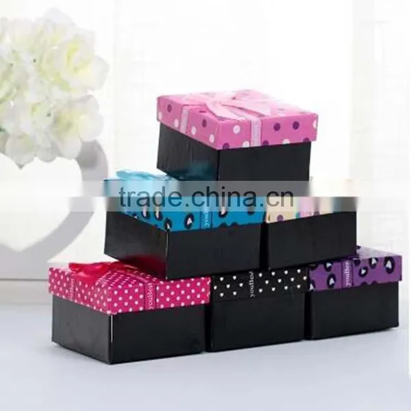 2016 Wholesale Fashion Luxury Custom Velvet Jewelry Box Manufacturer photo-4