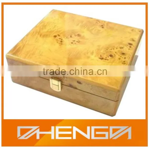 Hot!!! Customized Made-in-China Elegant Glossy Red Lacquer Logo Printing VIP Tea Gift Box(ZDW13-T026) photo-3