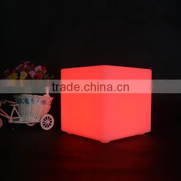 Cordless Lighted Table Lamp With Usb Port for Decoration photo-4
