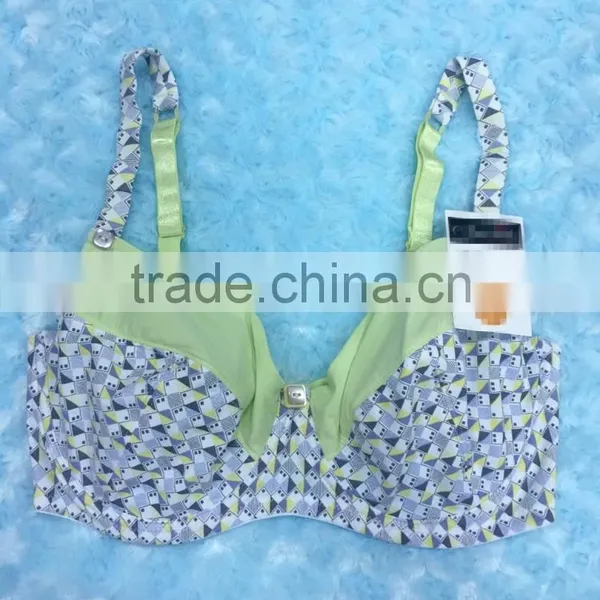 Shantou Bra and Brief Comfortable Fabric With Fantastic Lace Decoration photo-2