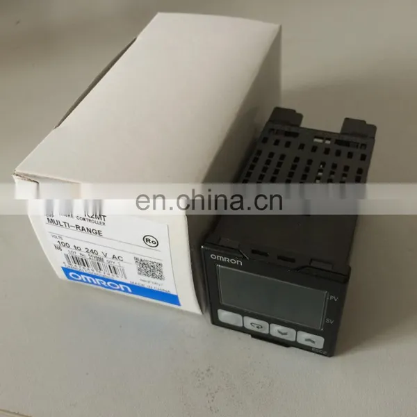 Omron Multi Range Temperature Controller E5CZ-R2MT 100-240VAC photo-2