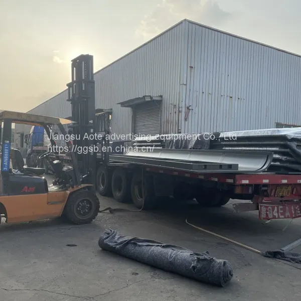 Outdoor Fault Reporting Bus Stop Sign Aluminum Profile Bus Shelter Platform Billboard Direct Selling photo-3