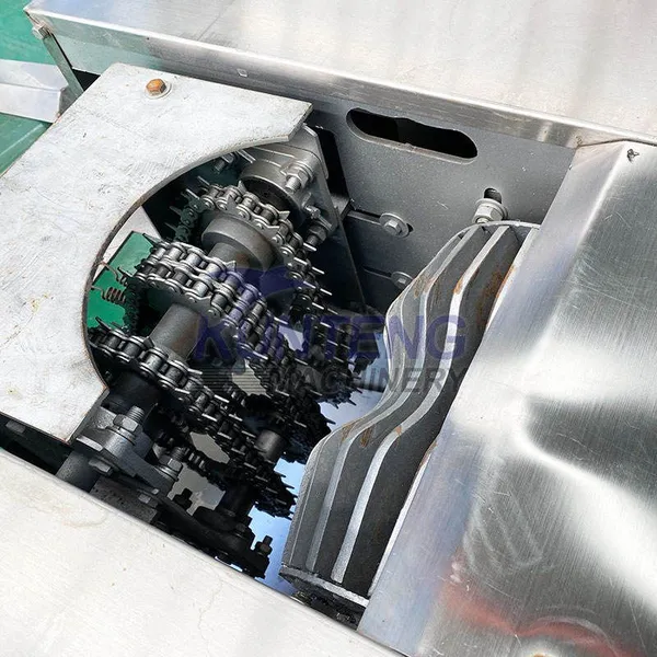 Movable Coconut Dehusking Machine Green Coconut Dehusk Machine EPC photo-3