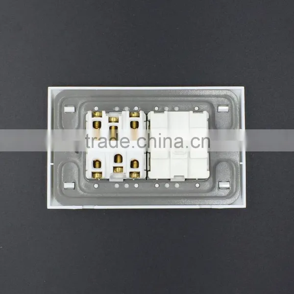 China Manufacturer 13a Switches Socket 2 Gang With Fluroscence photo-2