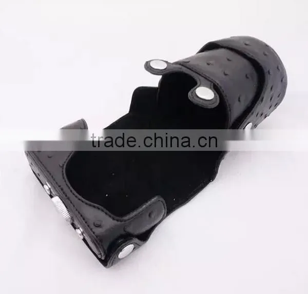Factory Competitive Price Black Fancy Leather Camera Bag in Dongguan photo-4