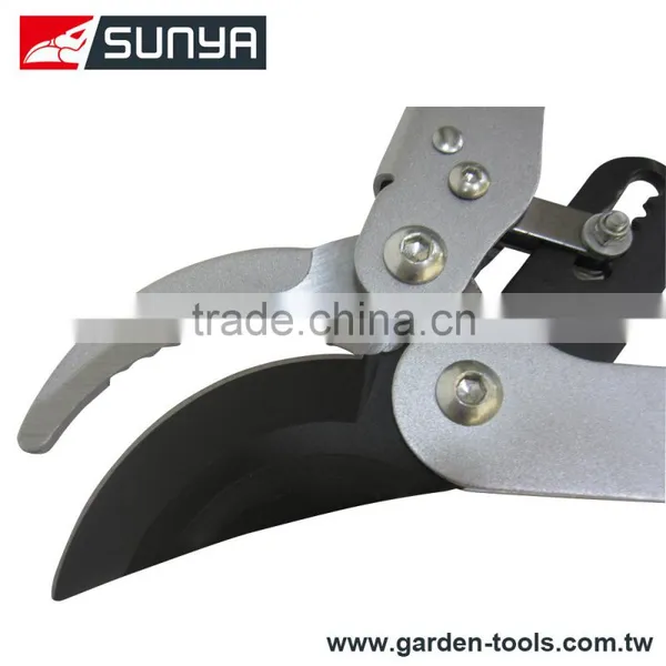 Best Telescopic Ratchet Lopping Shear photo-2