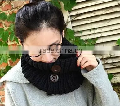 Wholesale Fashion Popular Button Lady Knitted Scarf photo-4