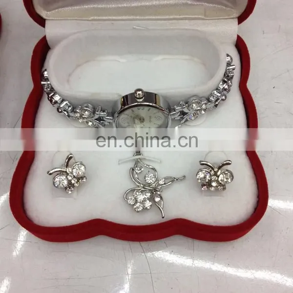 Fashion and Earring and Necklace Jewelry Set