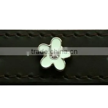 Zinc Alloy Metal Jewelry Enamel Colored Flower Shape Rhinestone Rivet for Pet Collars Accessories