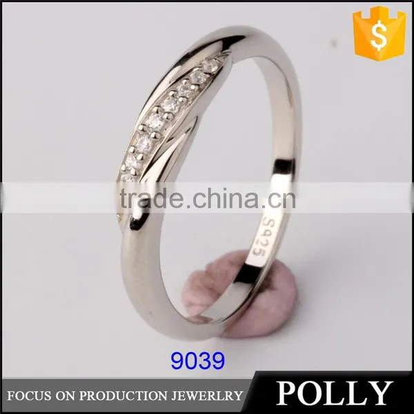 Wholesale China Factory High Quality Low Price Silicone Wedding Ring Silver Ring With Zircon