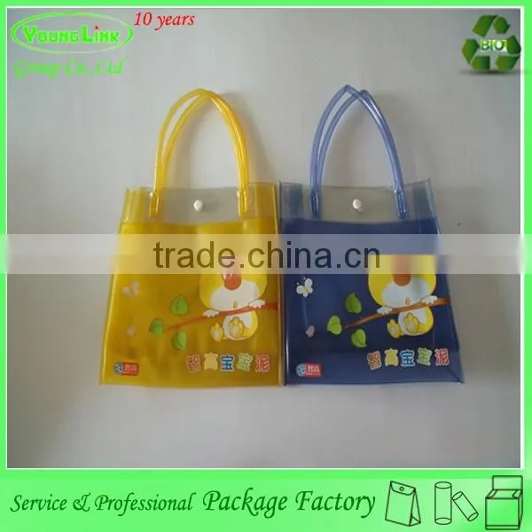OEM Customized High Quality Transparent Plastic Makeup Bag With Handle photo-3
