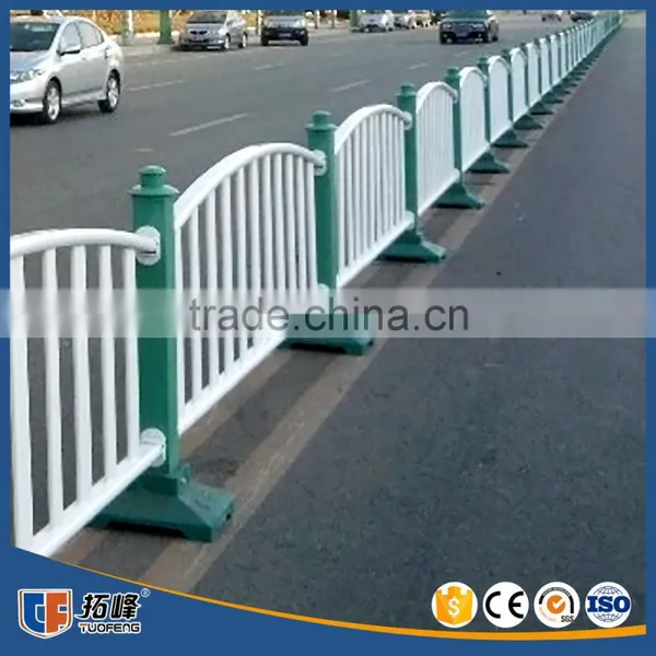 Factory Direct Price Spray Road Guard Rails photo-6