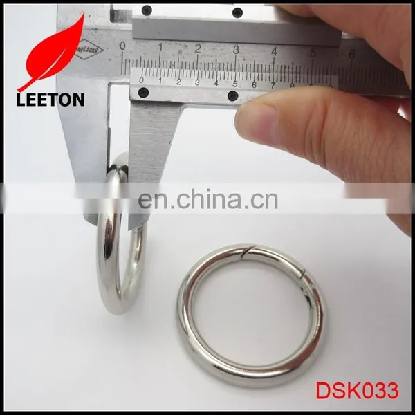 Factory Supply Zinc Alloy Strong Round Carabiner Hook photo-3