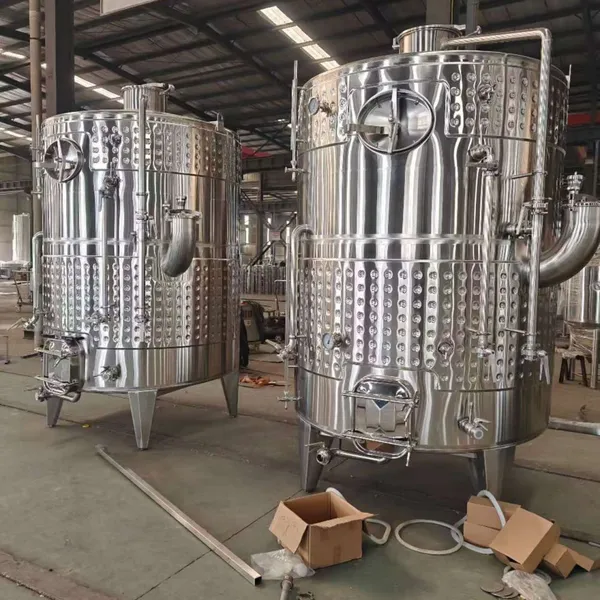 304 Stainless Steel Vertical Storage Tank for Wine, Juice & Fermentation Liquids
