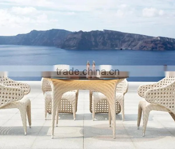 Cheap Garden Party Rattan Table and Chairs photo-3