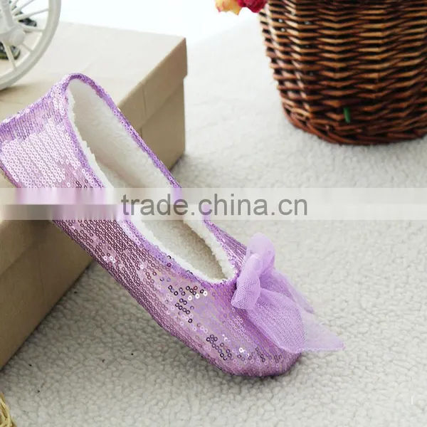 New Material Paillette Indoor Soft Sole Wide Dance Shoes for Women photo-3